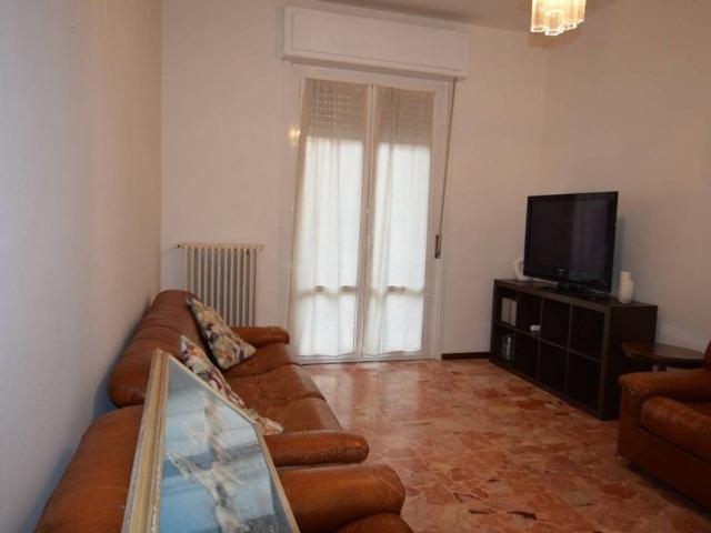 Appartamento in affitto a Molinetto, Parma