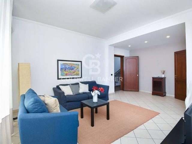 Appartamento in affitto a Aci Castello, Sicilia