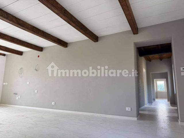 Appartamento in affitto a Bricherasio, Torino