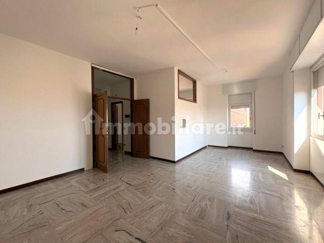 Appartamento in affitto a Zona Centro, Brescia