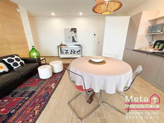 Appartamento in affitto a Puglia, Barletta-andria-trani