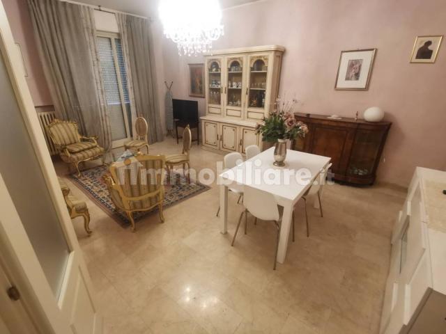Appartamento in affitto a Centro Storico, Marche