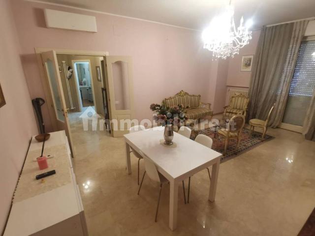 Appartamento in affitto a Centro Storico, Marche