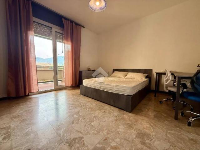 Appartamento in affitto a Villaggio Giorgio Montini, Brescia