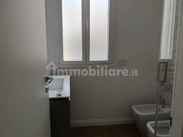 Appartamento in affitto a Frezzotti, Latina