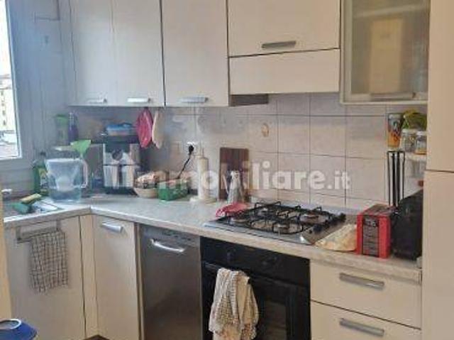Appartamento in affitto a Municipio 9, Milano