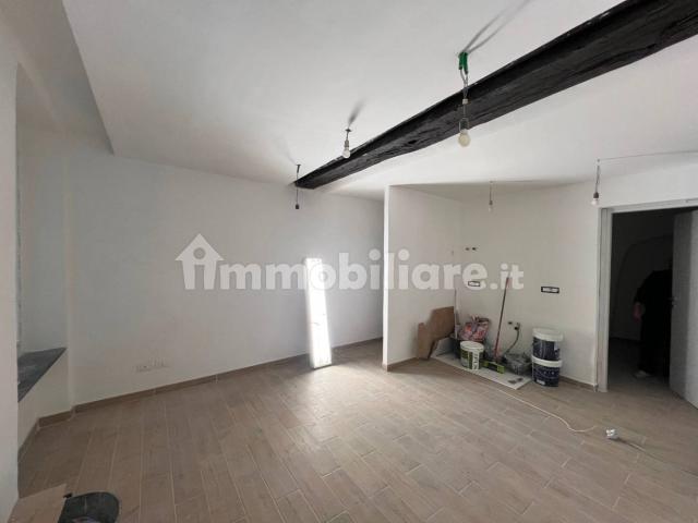 Appartamento in affitto a Centro Est, Serra Riccò