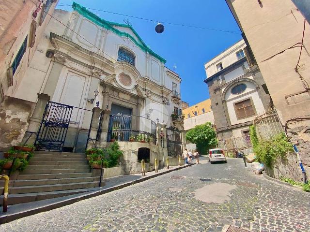 Appartamento in affitto a Municipalità 2, Campania