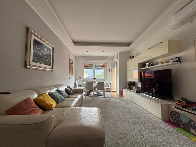 Appartamento in vendita a Gerenzana, Como