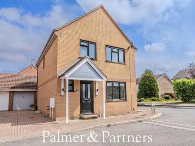 House for sale in Felixstowe, Suffolk