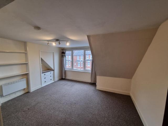 Apartment for rent in Morehall, Folkestone and Hythe