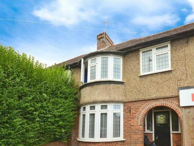House for sale in Aylesbury