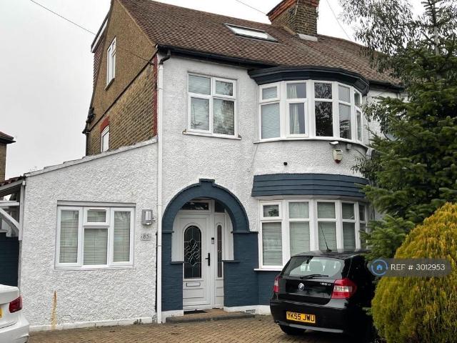 House for rent in Bush Hill Park, Greater London