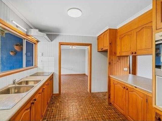 Room for rent in Kewarra Beach, Queensland