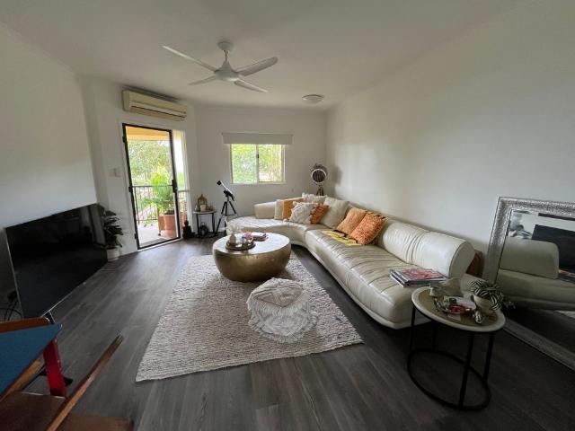 Room for rent in Kewarra Beach, Queensland