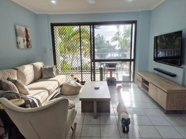Room for rent in Blue Lagoon Residential Estate, Kewarra Beach