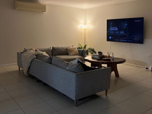 Room for rent in Kewarra Beach, Queensland