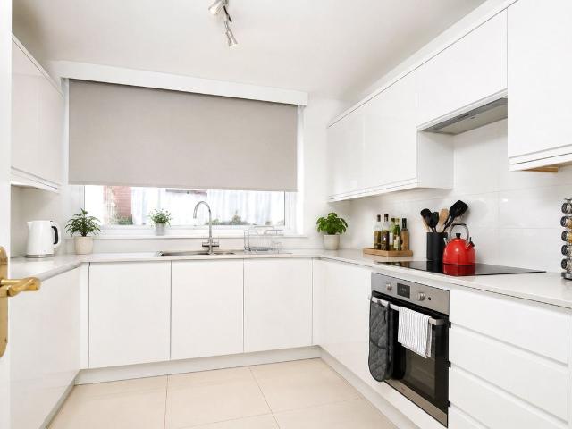 House for rent in Northwood, Greater London
