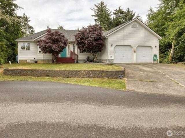 House for sale in Ocean Shores, Washington