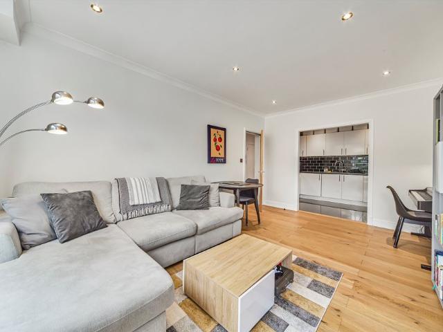 House for rent in London Borough of Lambeth, Greater London