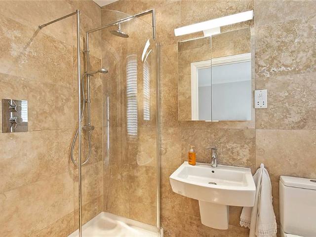 Apartment for rent in Brixton, Greater London