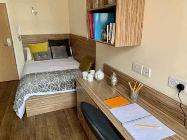 Apartment for rent in Newtown, Two Mills