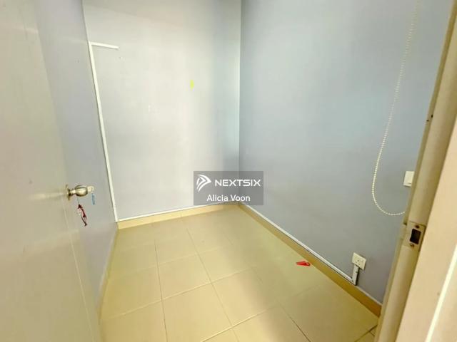 Shop for sale in Kuching