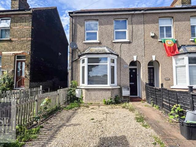 House for rent in Broxbourne, Hertfordshire