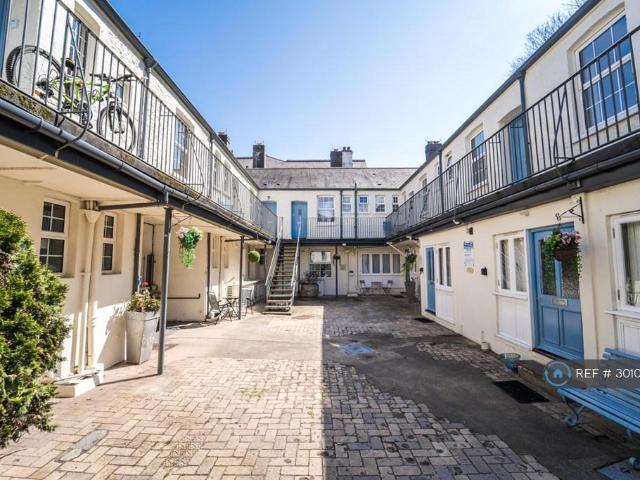 Apartment for rent in Ellacombe, Torquay