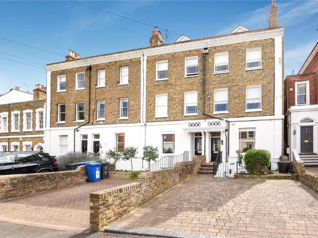 House for rent in Clewer Village, Windsor