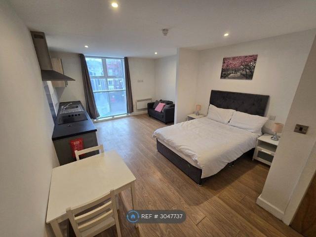 Apartment for rent in Hanley, Stoke-on-Trent