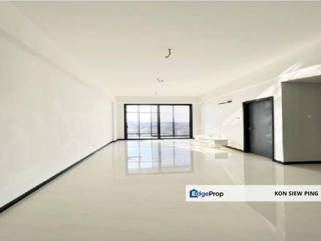 Condominium for sale in Lapangan Terbang, Kuching