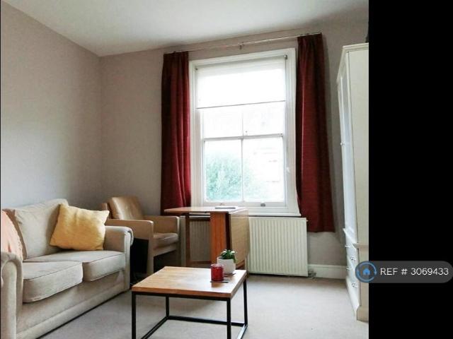 Apartment for rent in London Borough of Lambeth, Greater London
