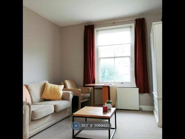 Apartment for rent in London Borough of Lambeth, Greater London