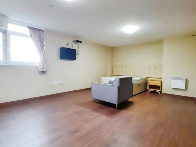 Apartment for rent in Bootle, Sefton