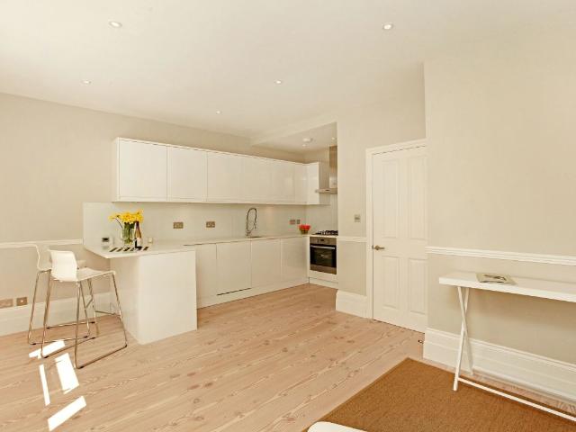 Apartment for rent in Balham, Greater London