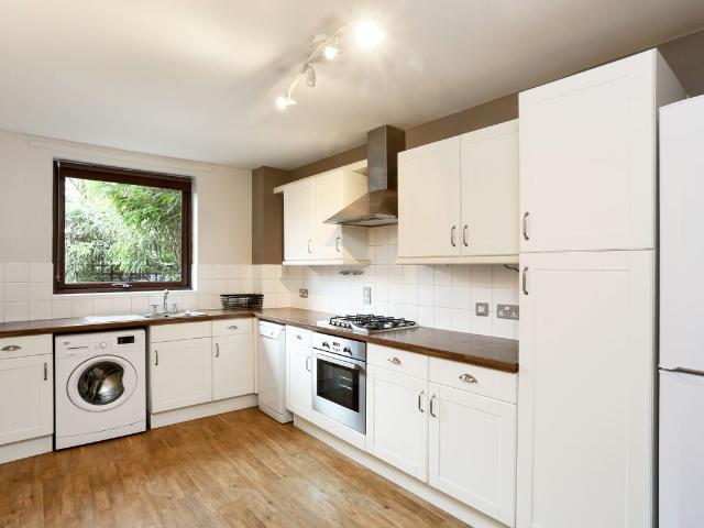 Apartment for rent in Earlsfield, Greater London