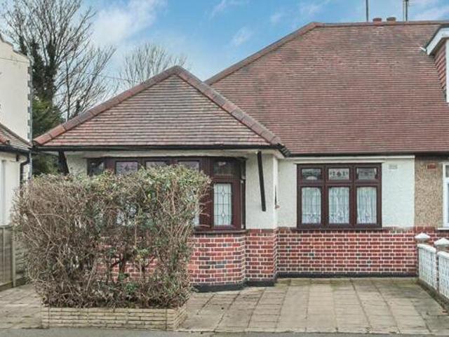 House for sale in Southend-on-Sea, Alton Barnes