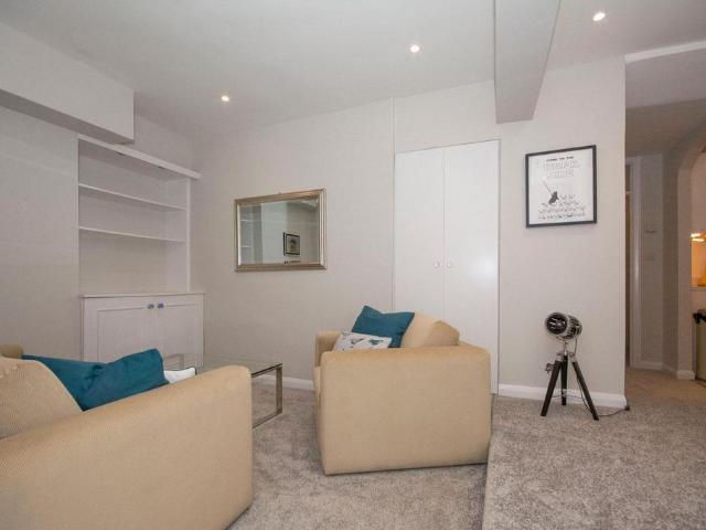 Apartment for rent in London Borough of Wandsworth, Greater London