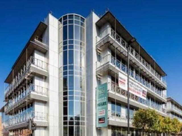 House for sale in London Borough of Hounslow, Feltham