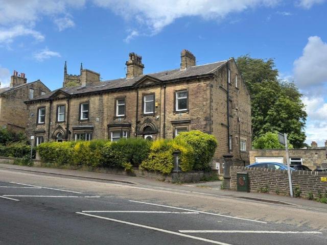 Apartment for rent in Greenhead, Kirklees