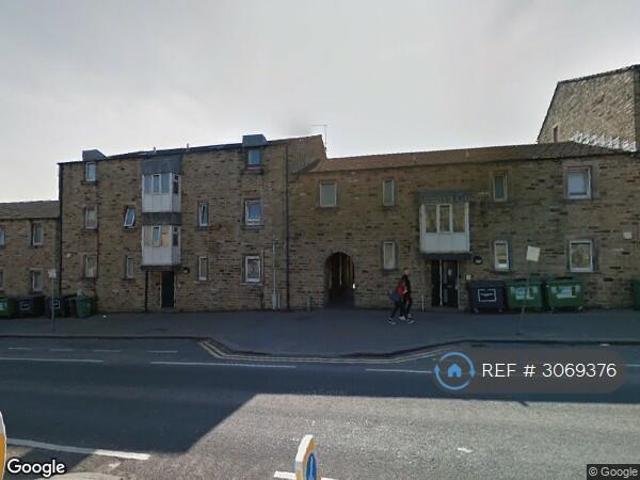 Apartment for rent in Springwood, Kirklees