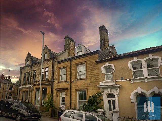 Room for rent in Highfields, Huddersfield