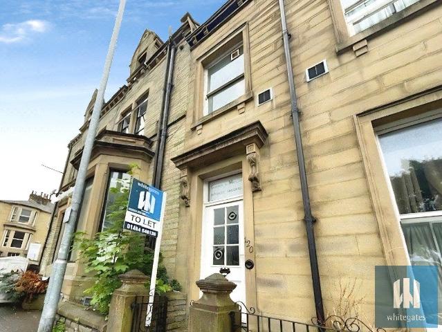 Room for rent in Highfields, Huddersfield