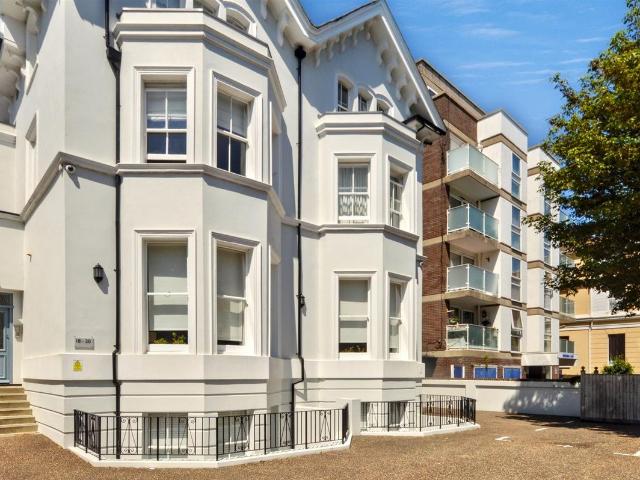 Apartment for rent in Eastbourne, East Sussex
