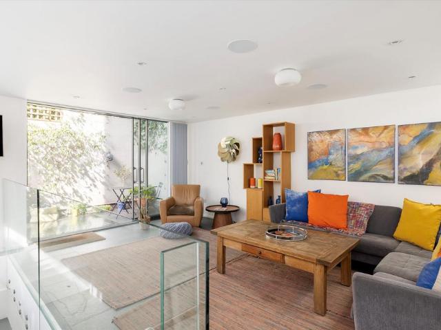 House for rent in South Hampstead, Greater London