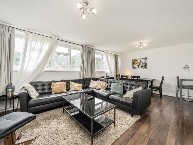 Apartment for rent in London Borough of Ealing, Greater London