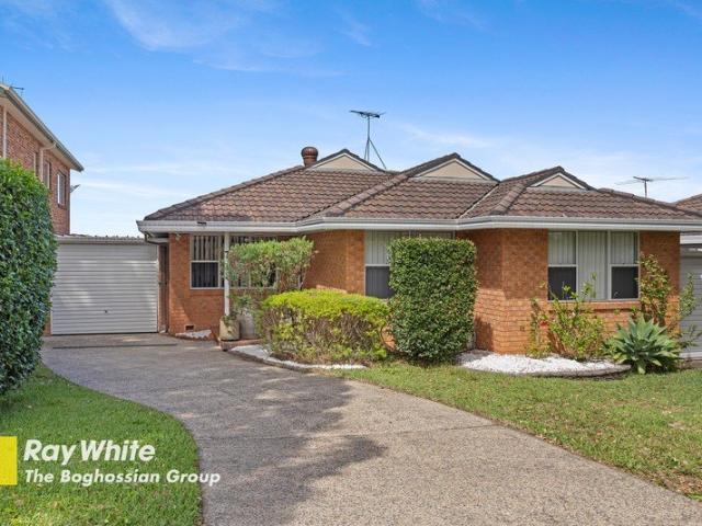 Villa for sale in Sydney, New South Wales