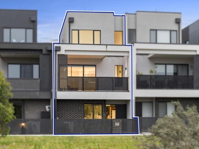 Townhouse for sale in Camerons Creek, Victoria