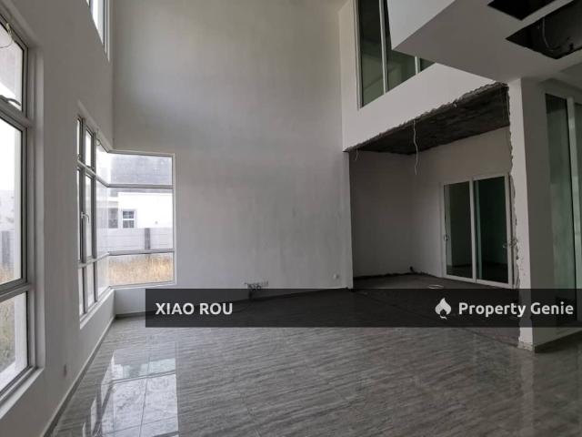 Bungalow for sale in Malaka